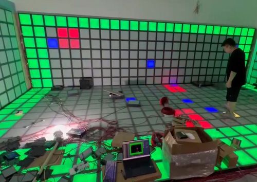 Последние новости компании о LED танцевальная площадка плитки Игровая машина Прыгающая сетка Интерактивная игра Супер сетка