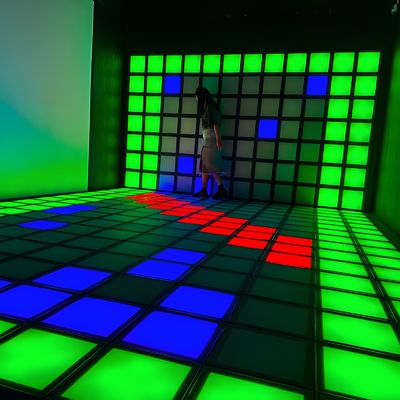 Хорошая цена RGB бесконечные панели интерактивные 3D интерактивные светодиодные напольные игры RGB танцевальный пол онлайн