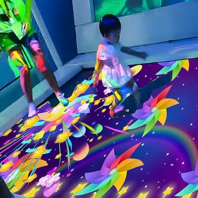 Хорошая цена Игры на батуте с интерактивной проекцией 3500 луменсов Проектор интерактивных игр на полу онлайн