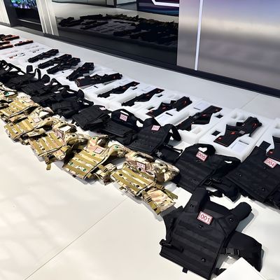 Хорошая цена Interactive CSGO CQB War Games Laser Tag Equipment with Wireless Multiplayer Laser Tag Gun Set онлайн