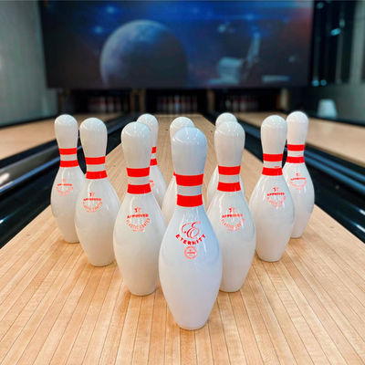 Хорошая цена Indoor Bowling Alley Complete Set with 2000 kg Capacity 590X240X240 cm Size and 1 Year Warranty онлайн