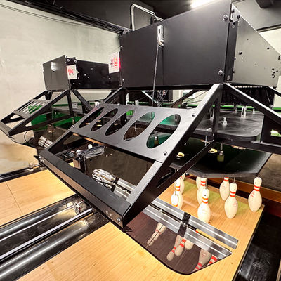 Хорошая цена Complete Set Bowling Machine with 2000kg Capacity and 590X240X240cm Size for Indoor Entertainment онлайн