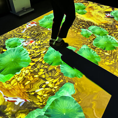 Хорошая цена High Precision Low Cost Portable Interactive Floor Projection Ground Projection Machine with 4000 Lumens and 80+ Games онлайн