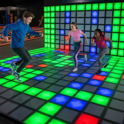 Качество 280+ интерактивных игровых уровней RGB интерактивный пол со светодиодной сеткой и гарантией 2 года для торгового центра Фабрика